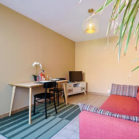 Apartment Joli Proche De La